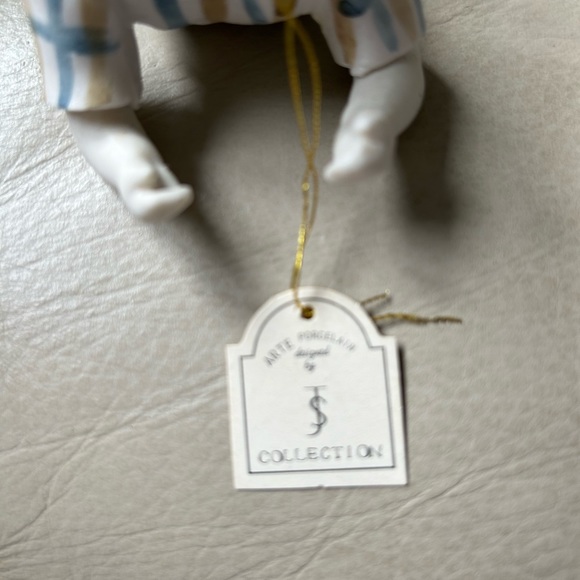 NWT Vintage Arte Porcelain Clown Figurine Designed by JS Collection - Picture 2 of 4